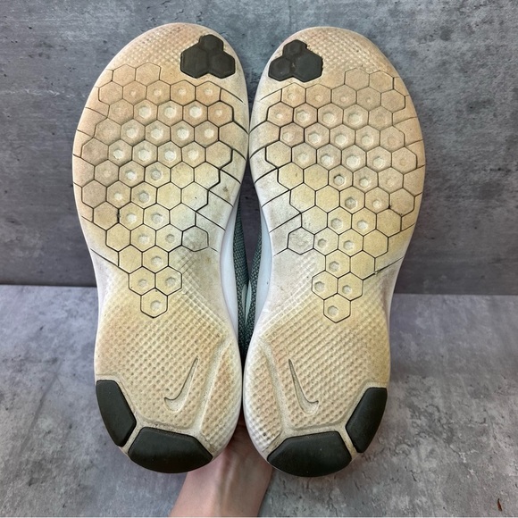 Nike Flex Experience RN 7 Running Shoes 908996-010 Womens sz 8.5 - grey - Picture 5 of 6